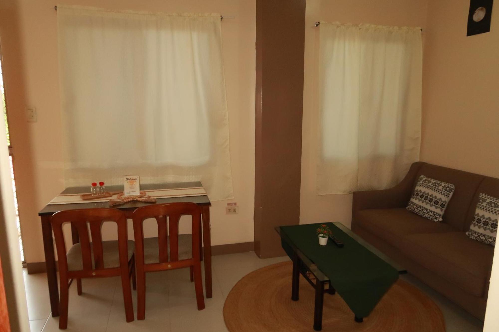 Jo-Cris Apartelle Île de Mactan Extérieur photo