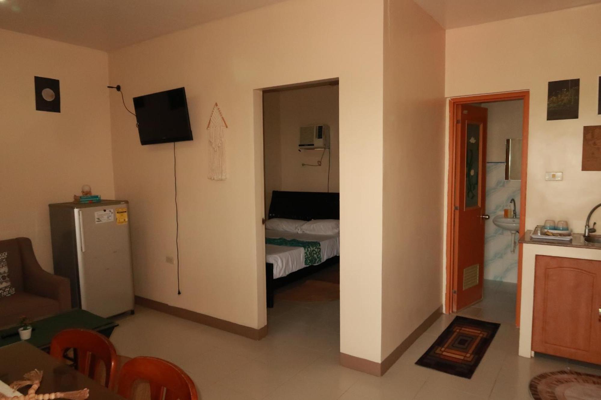 Jo-Cris Apartelle Île de Mactan Extérieur photo