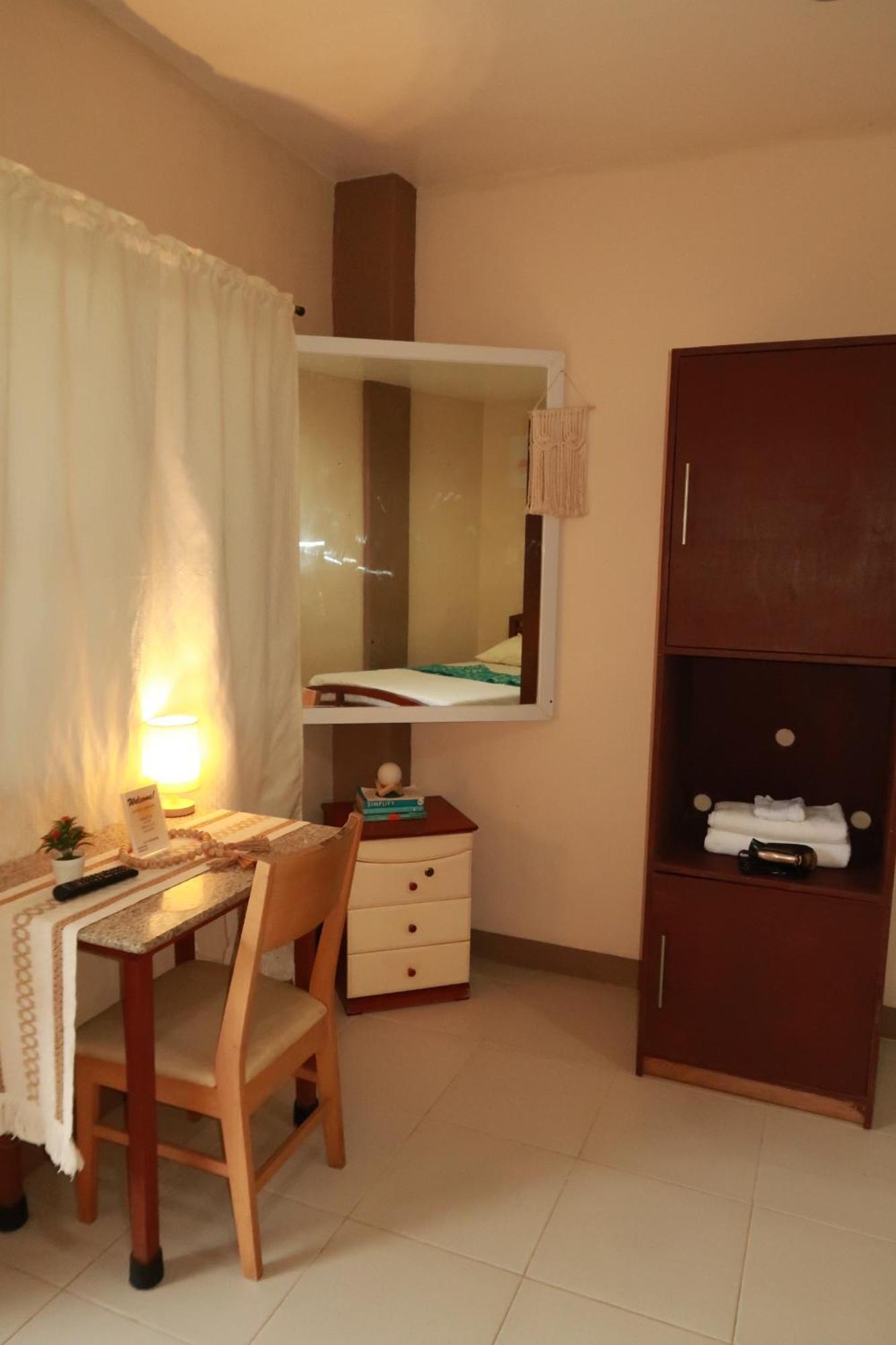 Jo-Cris Apartelle Île de Mactan Extérieur photo