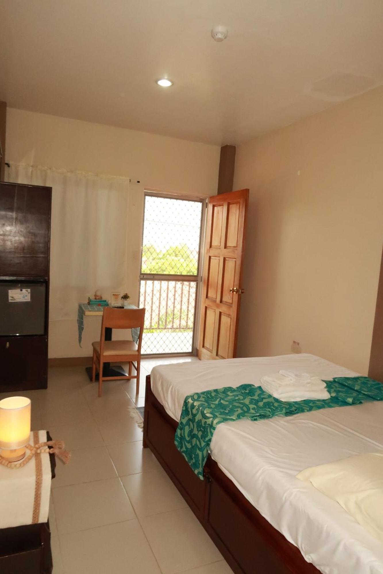 Jo-Cris Apartelle Île de Mactan Extérieur photo