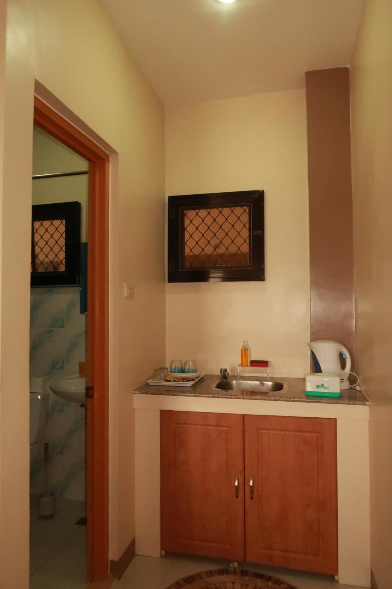 Jo-Cris Apartelle Île de Mactan Extérieur photo